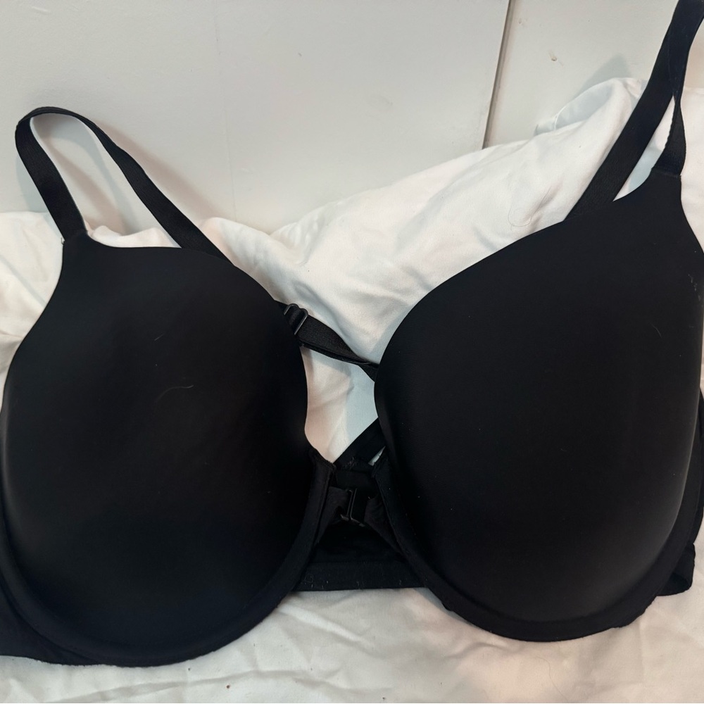 Victoria's Secret Classic Black T-shirt Bra